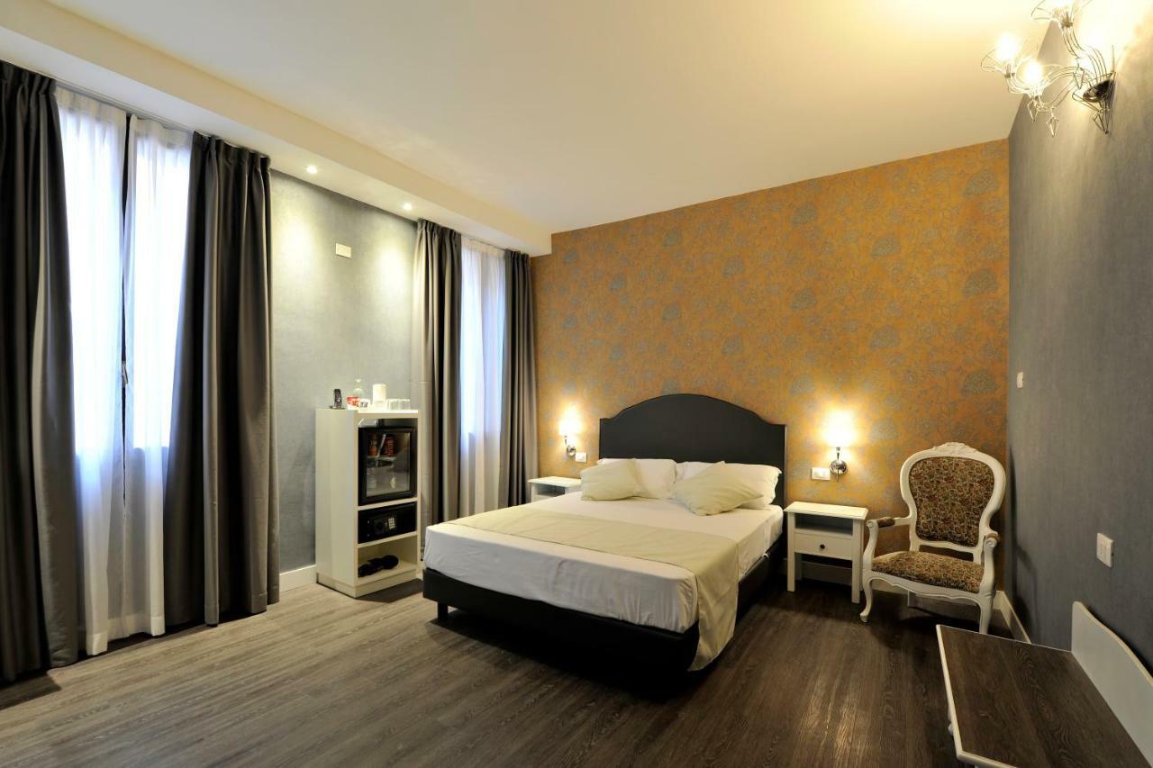 Maxxim Hotel Ferrara Exteriér fotografie